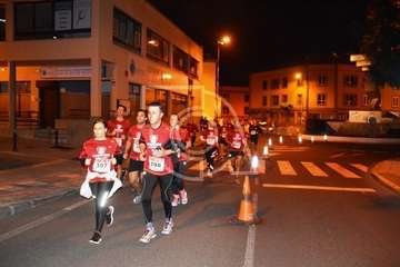 Telde se engancha al amor con su carrera nocturna (Foto TA)